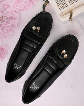 women loafers with bow accent