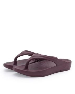 women logo embossed thong strap slip-on flip-flops