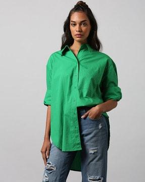 women loose fit shirt with patch pocket