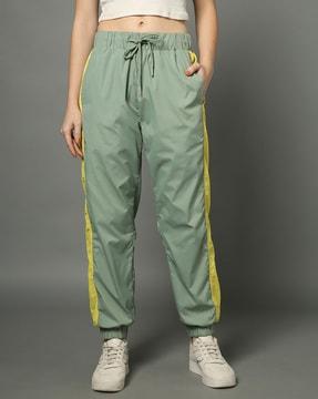 women loose tapered fit joggers