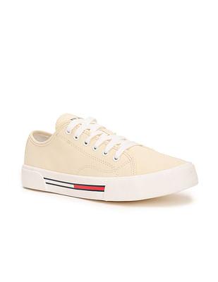 women low top canvas sneakers