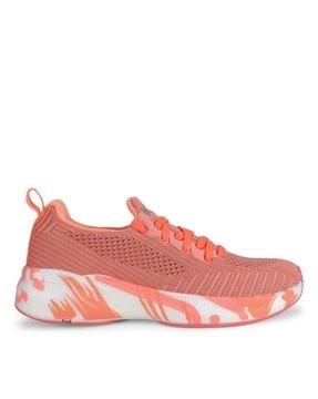 women low-top lace-up shoes