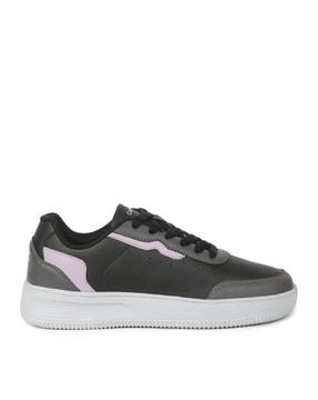 women low-top lace-up sneakers