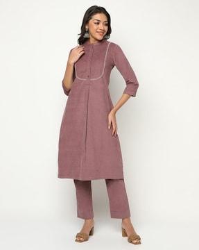 women mandarin-neck straight kurta set