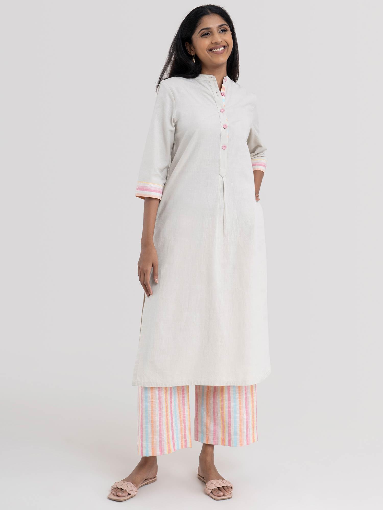 women mandarin white contrast collar kurta