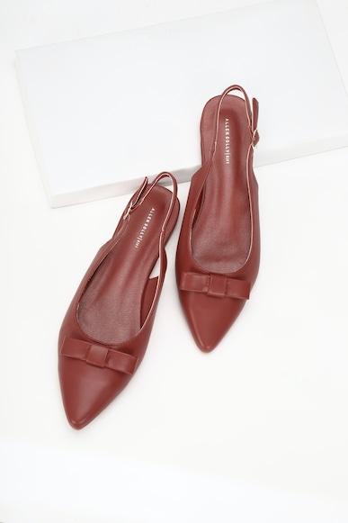 women maroon casual sandals