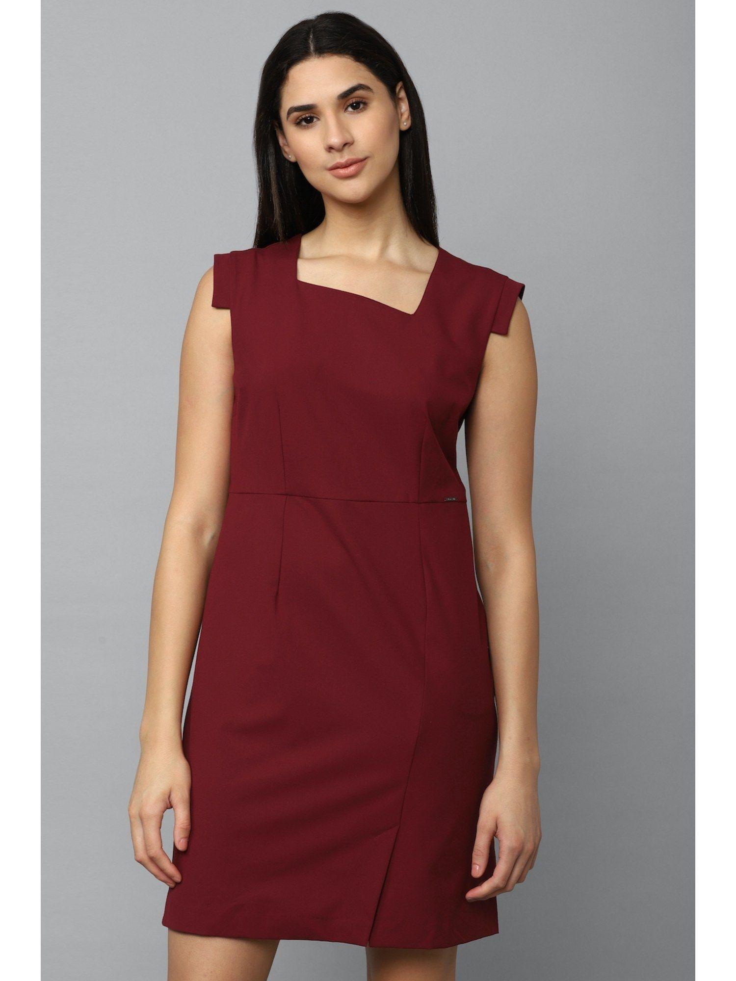 women maroon solid casual dress