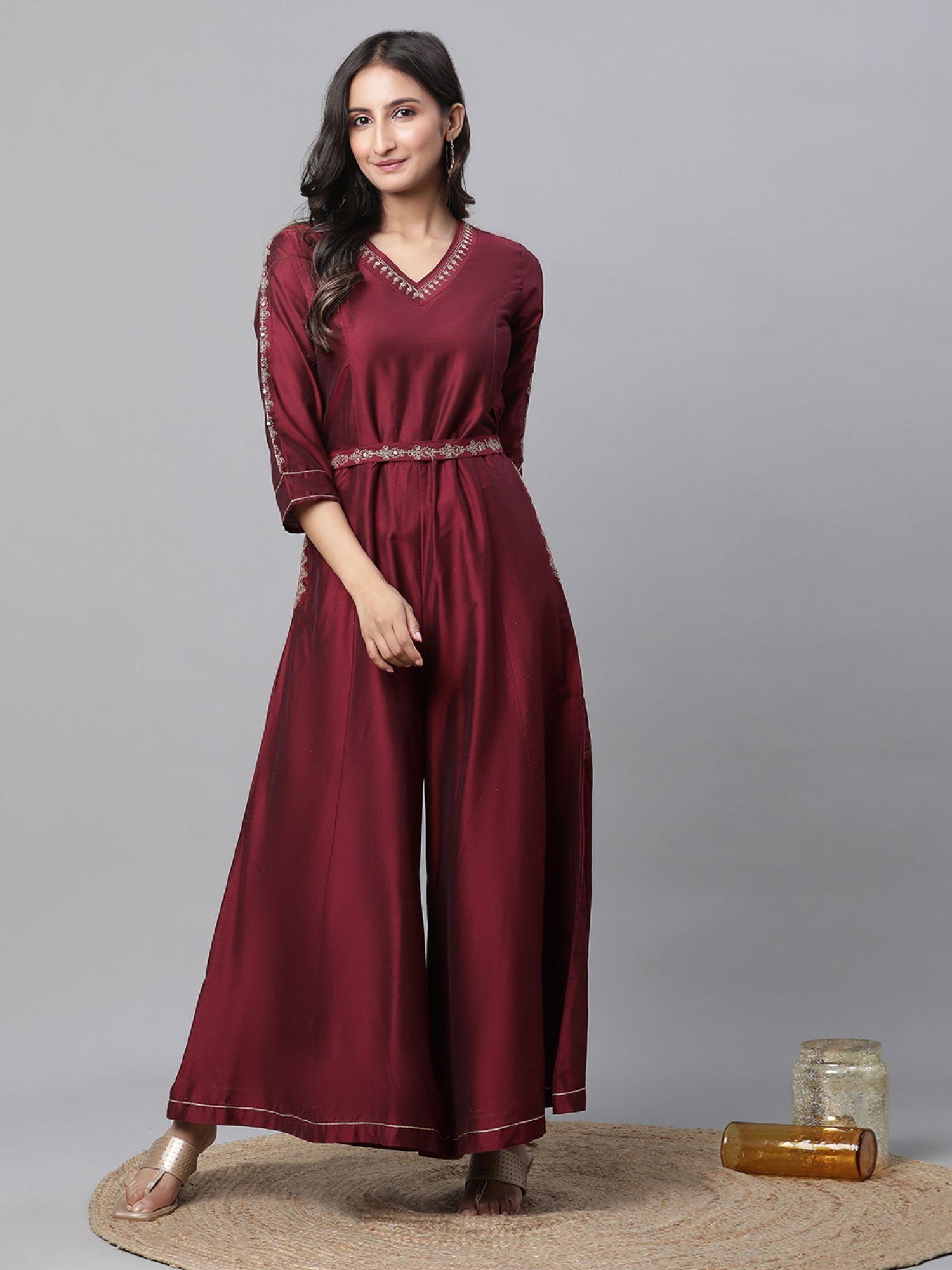 women maroon solid three fourth sleeves v-neck jumpsuit (set of 2)