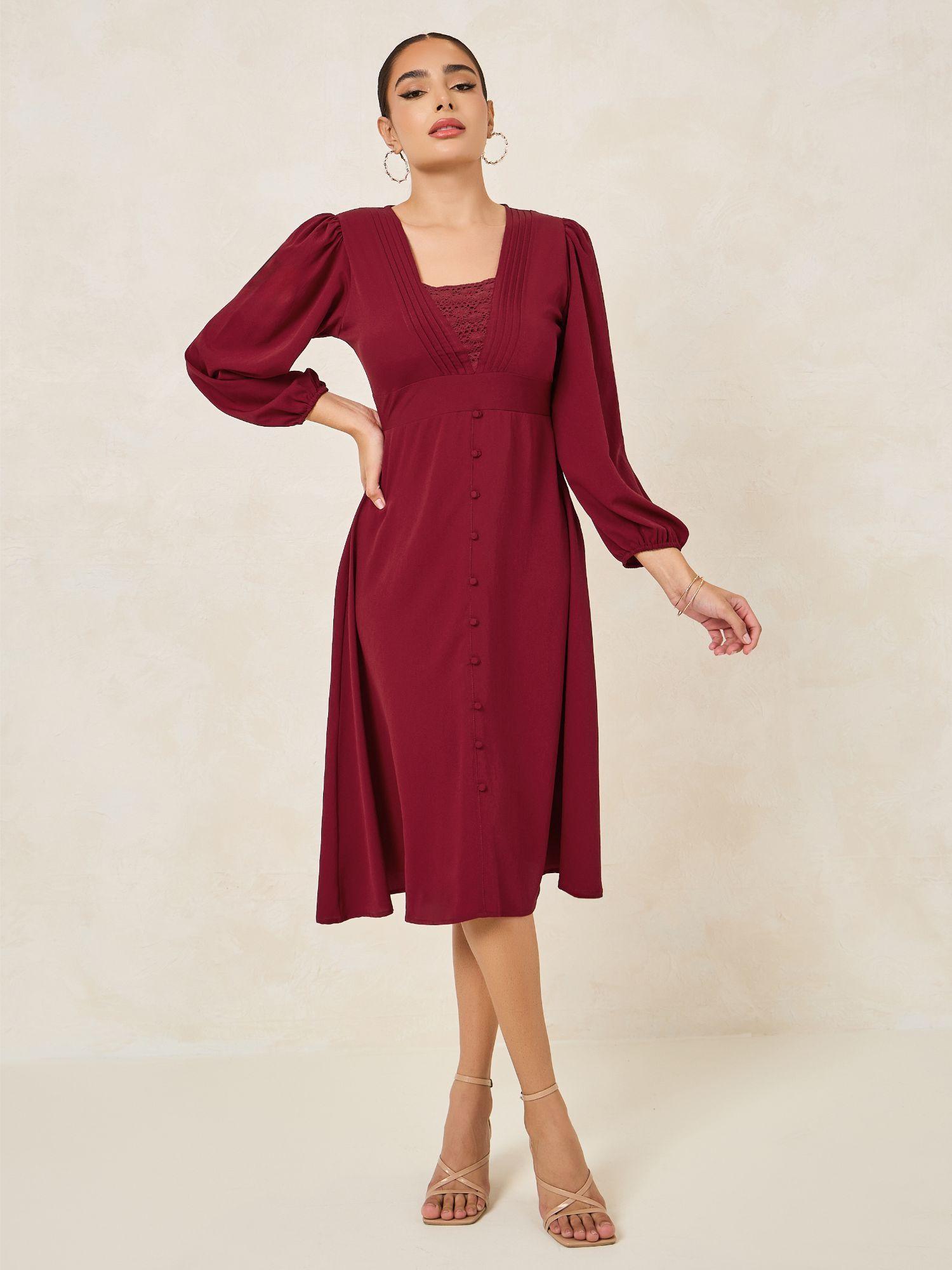 women maroon v-neck solid pintuck midi dress