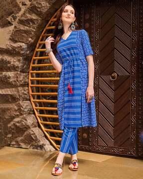 women micro print a-line kurta set