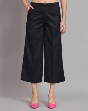women mid-calf length flat-front pants with insert pockets