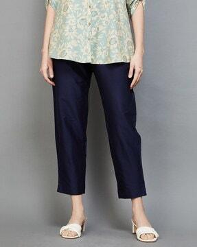 women mid-calf length relaxed fit pants