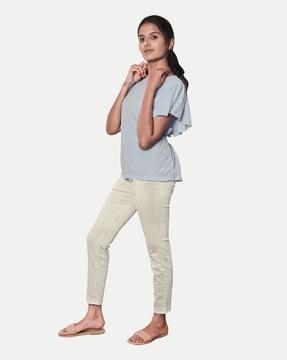 women mid-rise slim jeans