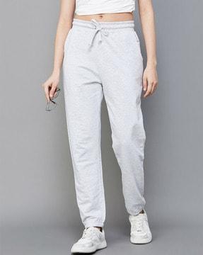 women mid-rise straight fit pants