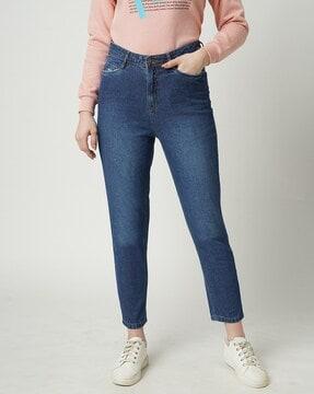 women mid-wash slim fit jeans