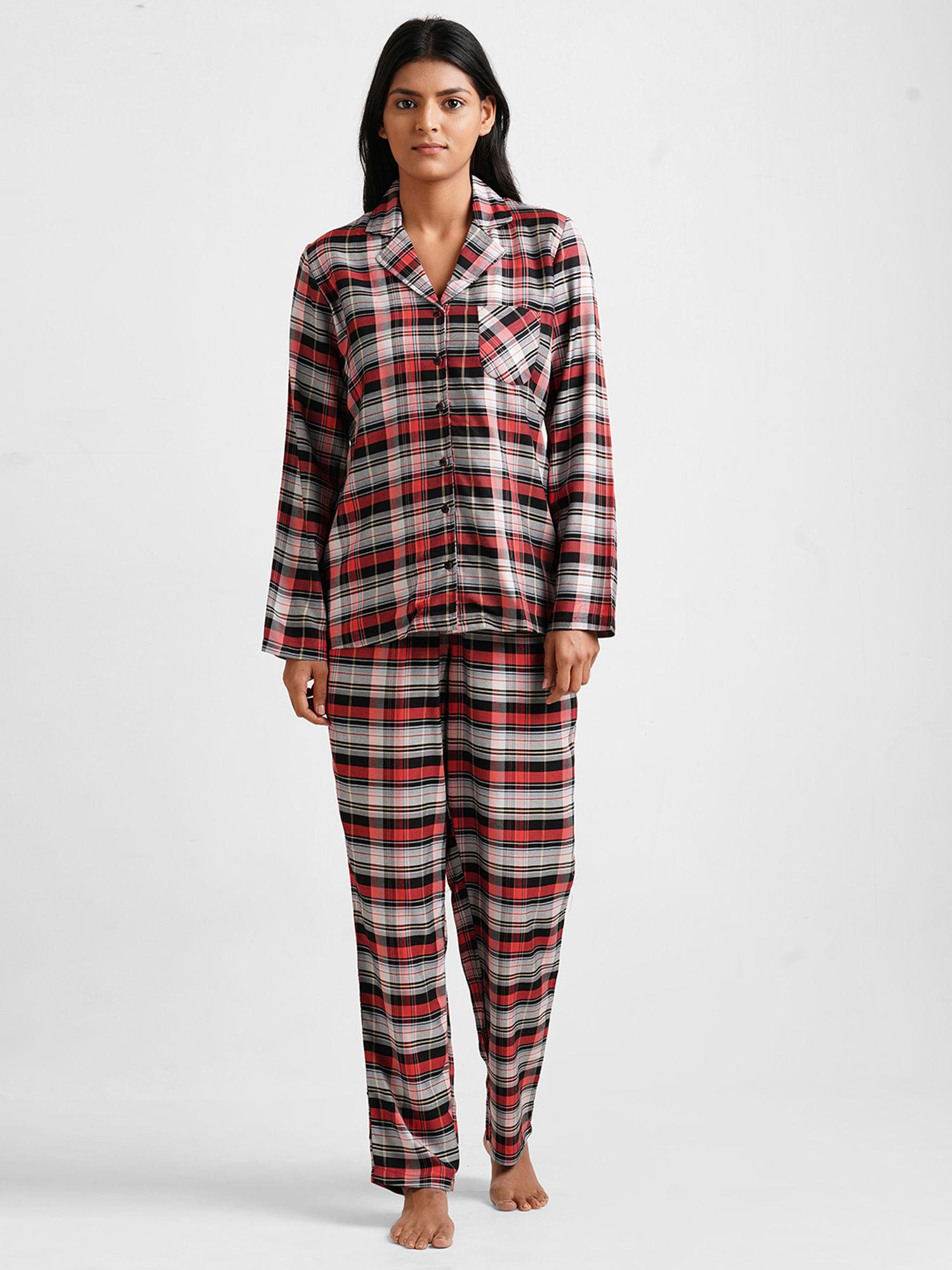 women multi-color , black and grey checks night suit