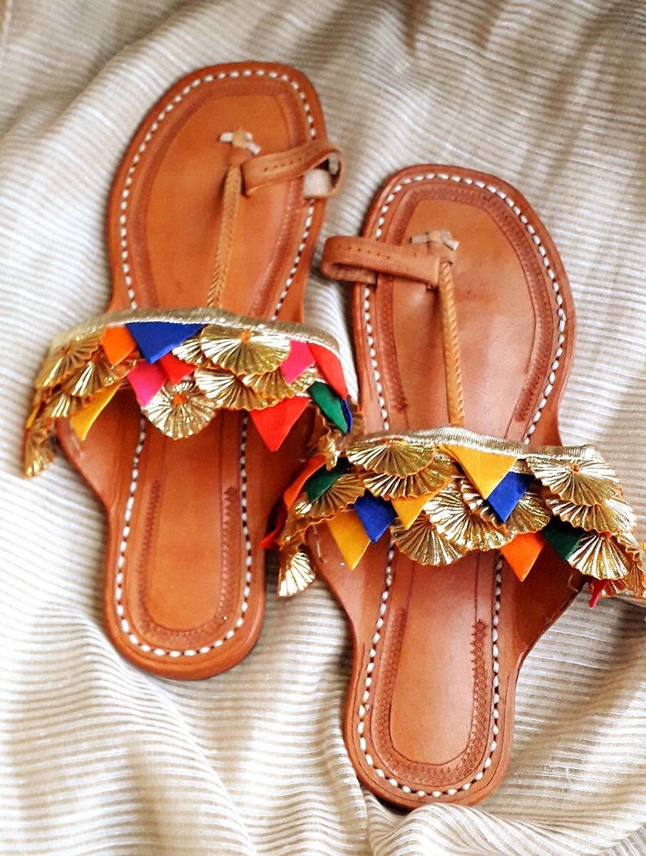 women multicolour leather embellished open back one toe flats kolhapuris