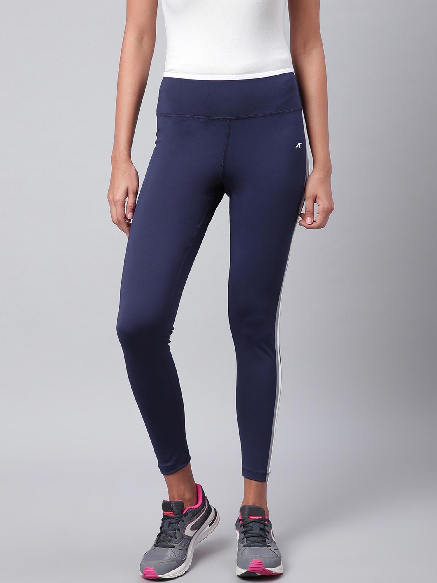 women navy blue solid secure fit cropped training tights