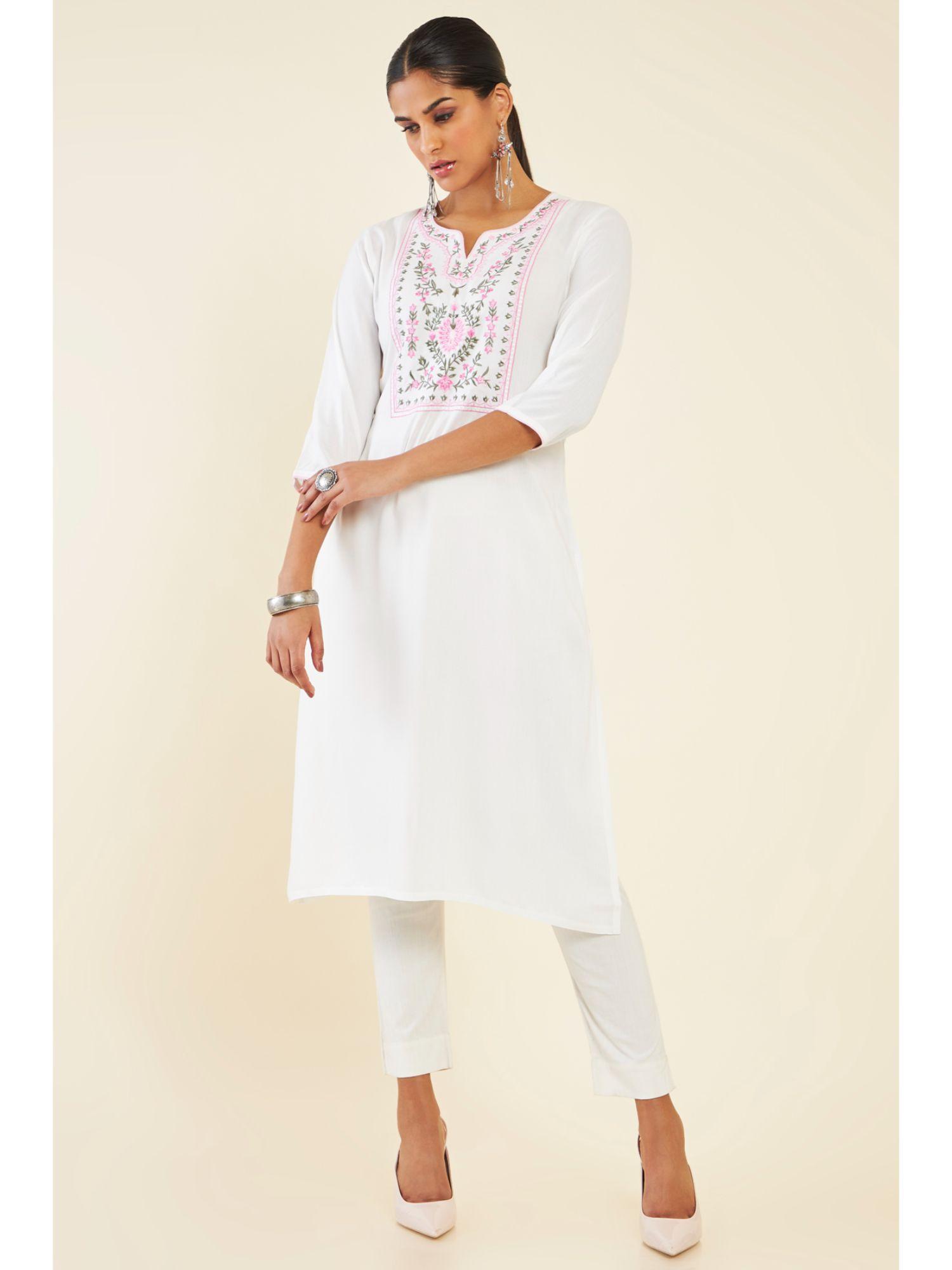 women off white rayon embroidered kurta