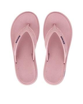 women open-toe t-strap flip-flops