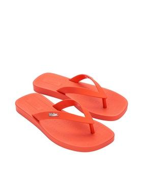 women open-toe thong flip-flops