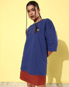 women oversized fit round-neck sweatshirt