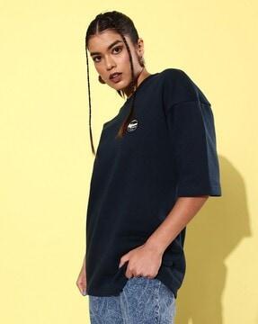 women oversized fit round-neck sweatshirt