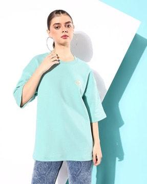 women oversized fit round-neck sweatshirt