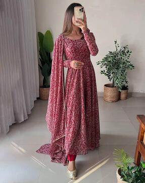 women paisley print anarkali kurta set