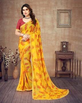 women paisley print saree with lace border