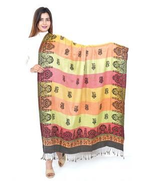 women paisley print shawl with tassels