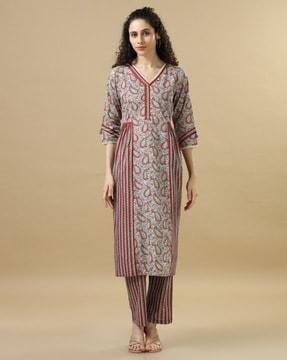 women paisley print straight kurta set with dupatta