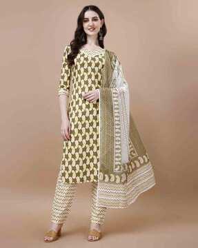 women paisley print straight kurta with pants & dupatta