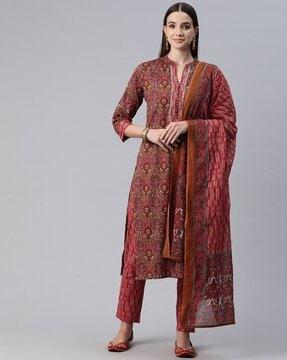 women paisley print straight kurta with pants & dupatta