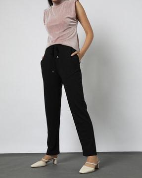 women pants with insert pockets