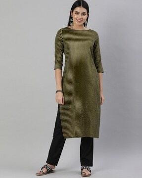 women pin striped straight kurta