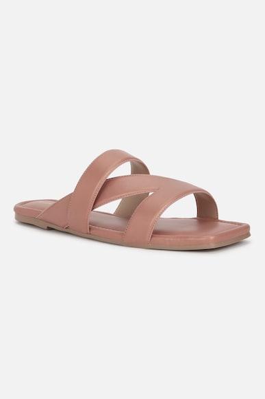 women pink casual sandals