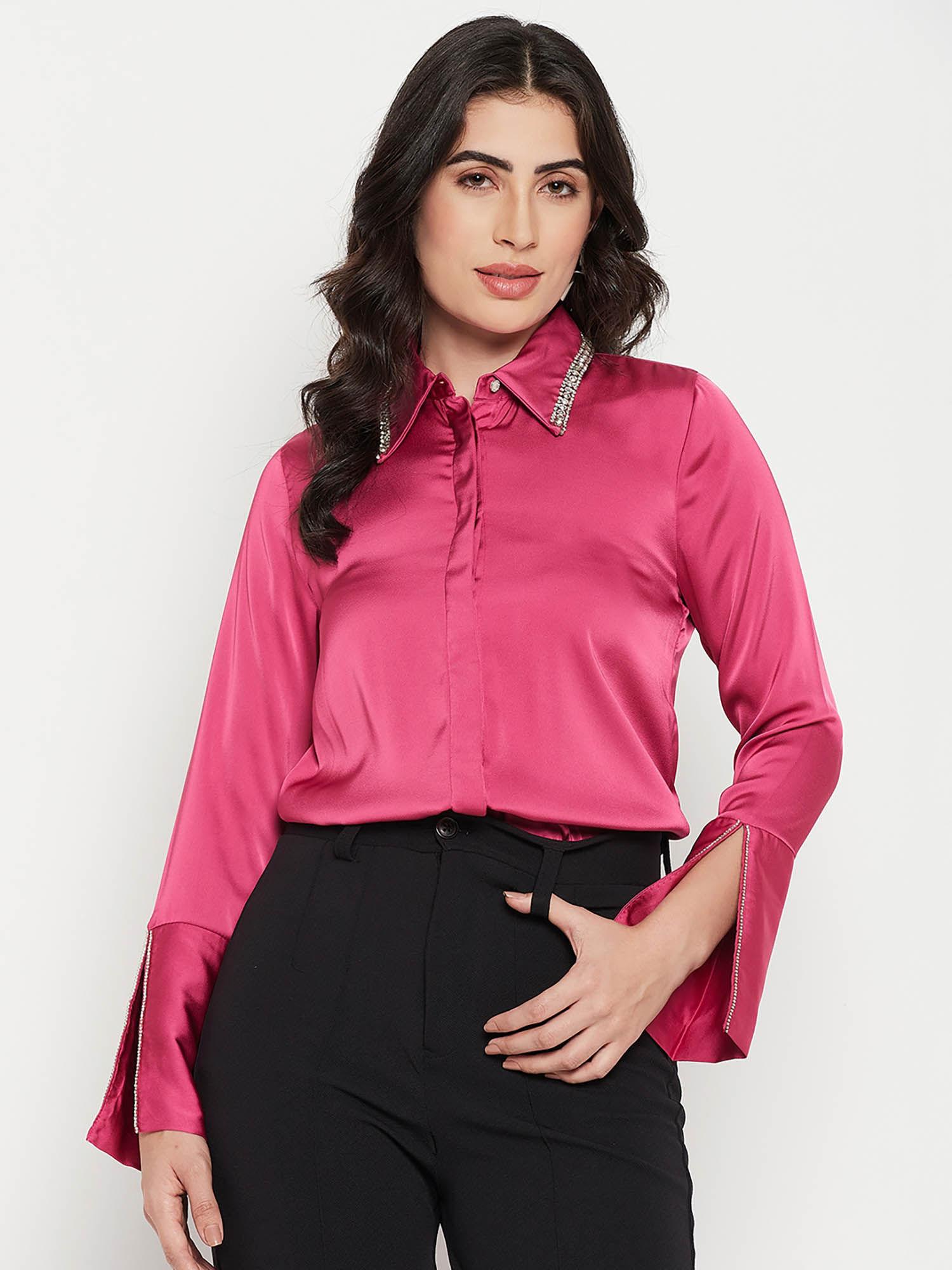 women pink shirt