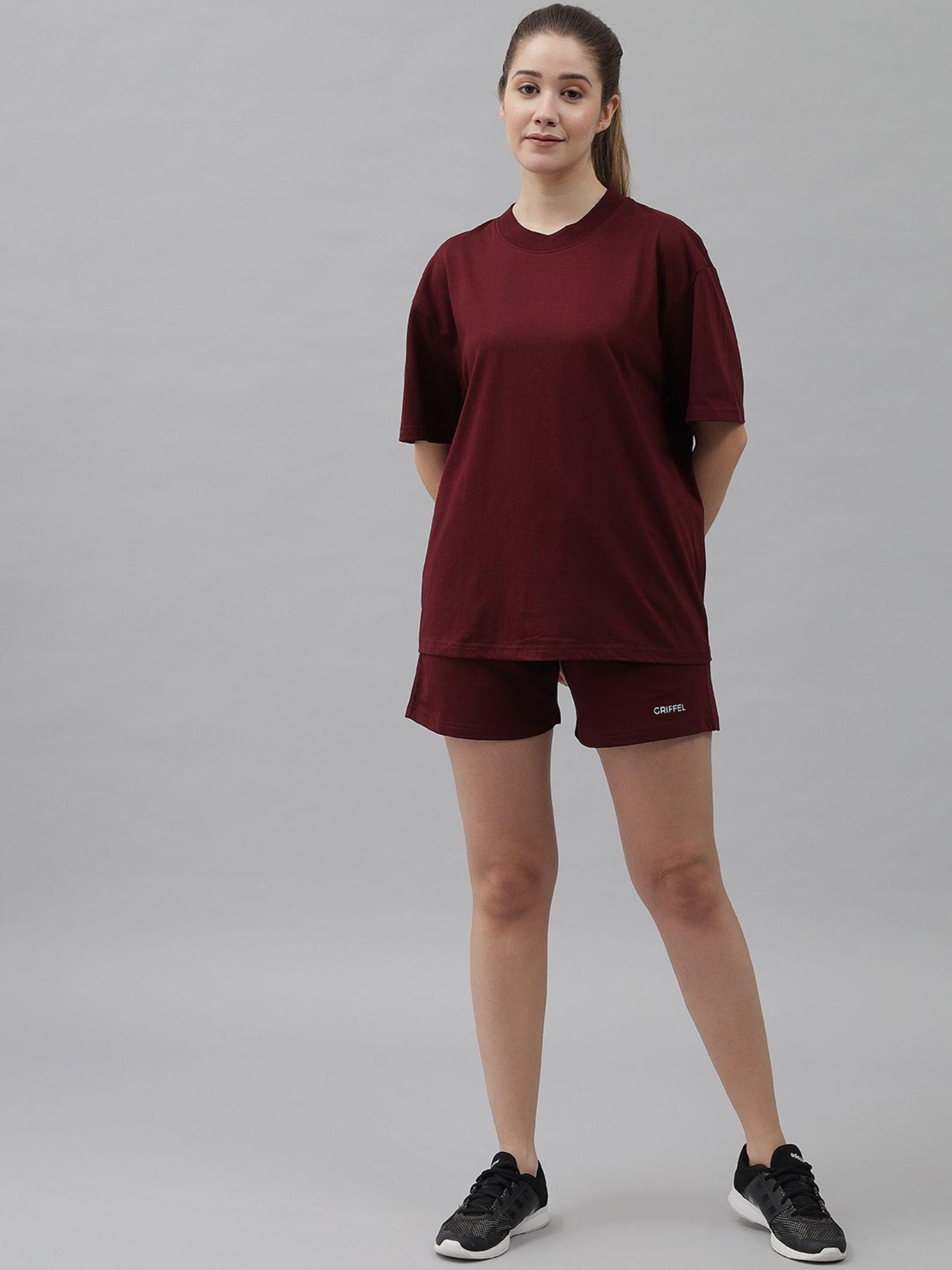 women plain basic maroon t-shirt and shorts (set of 2)