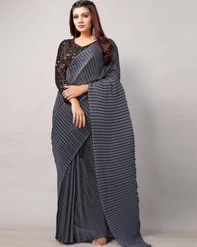 women pleated crush saree