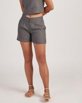 women pleated shorts