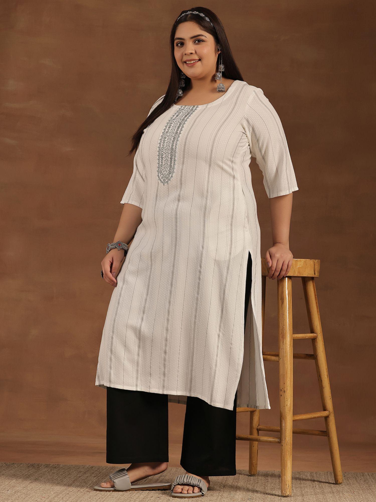 women plus size off white self design kurta with pocket