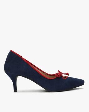 women pointed-toe pimps with bow accent