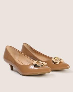 women pointed-toe pumps