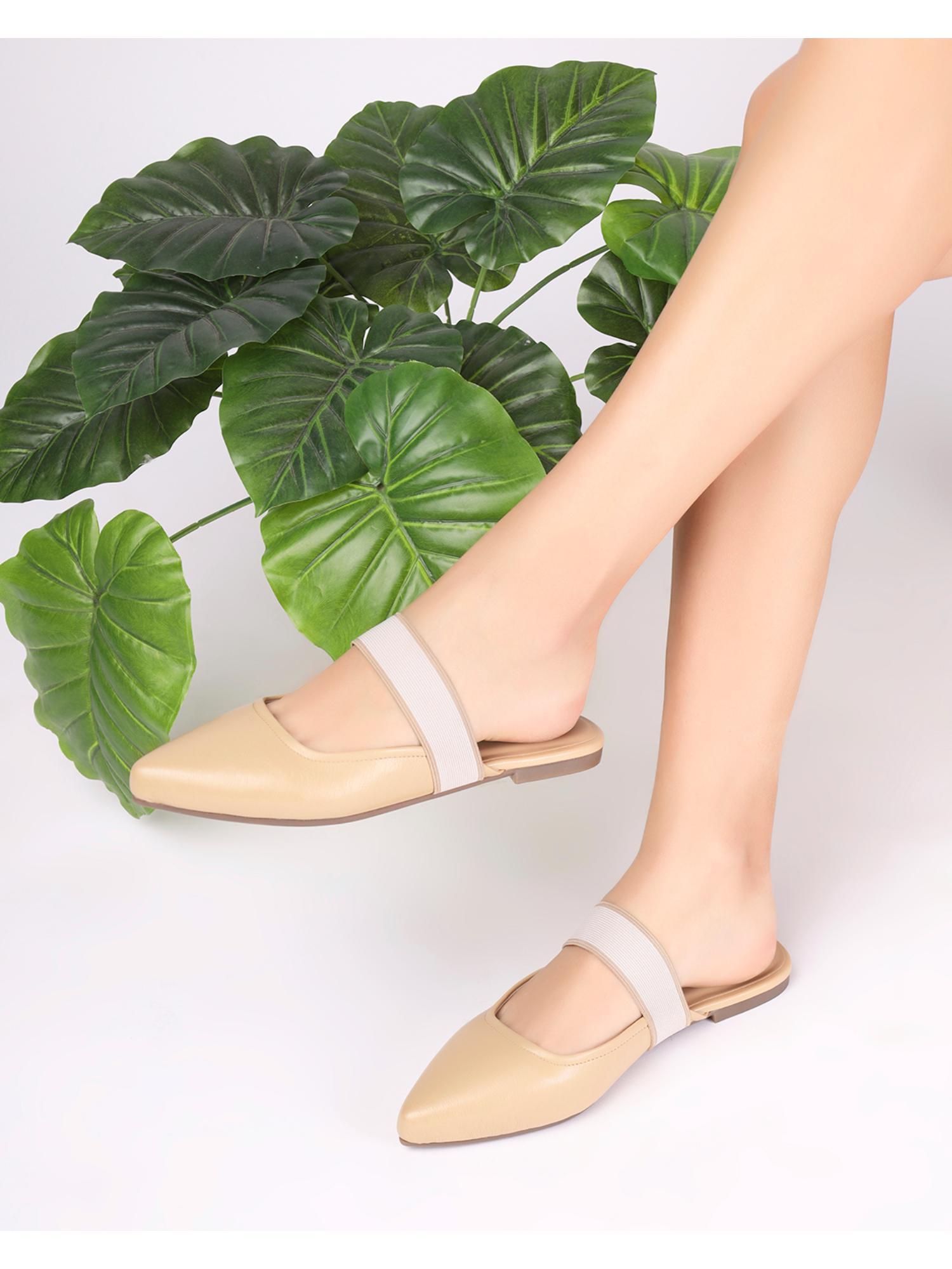 women pointed-toe slip-on mules-beige