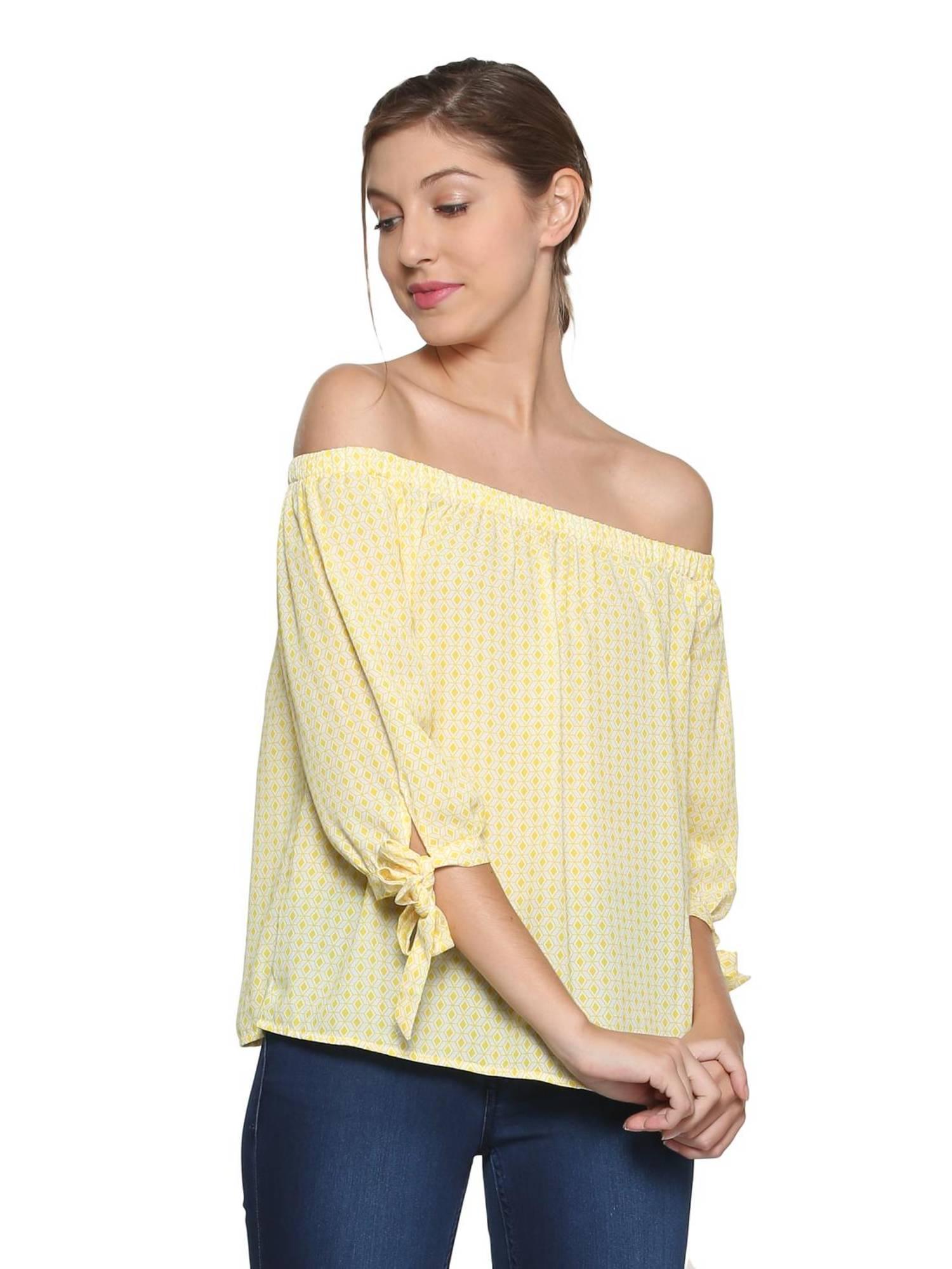 women polyester printed regular fit yellow top