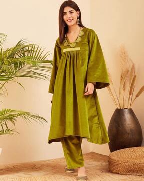 women printed a-line kurta set