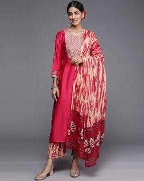 women printed a-line kurta set