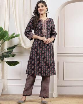 women printed a-line kurta set