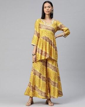 women printed a-line kurta with palazzos